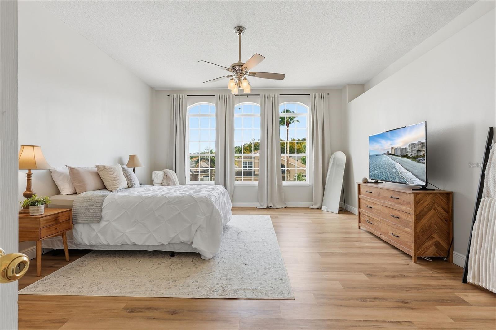 1718 WHITE HERON BAY CIR