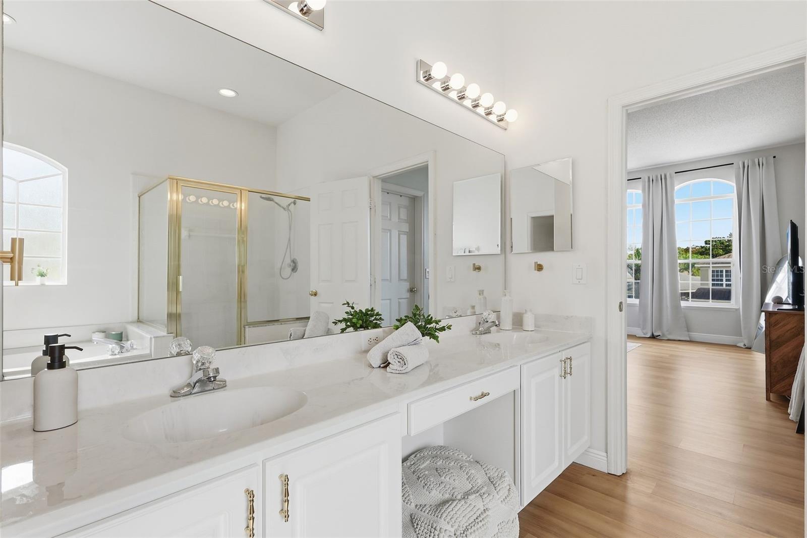 1718 WHITE HERON BAY CIR