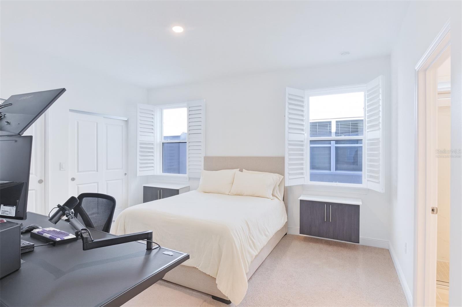 2221 JUNIPER BERRY DR