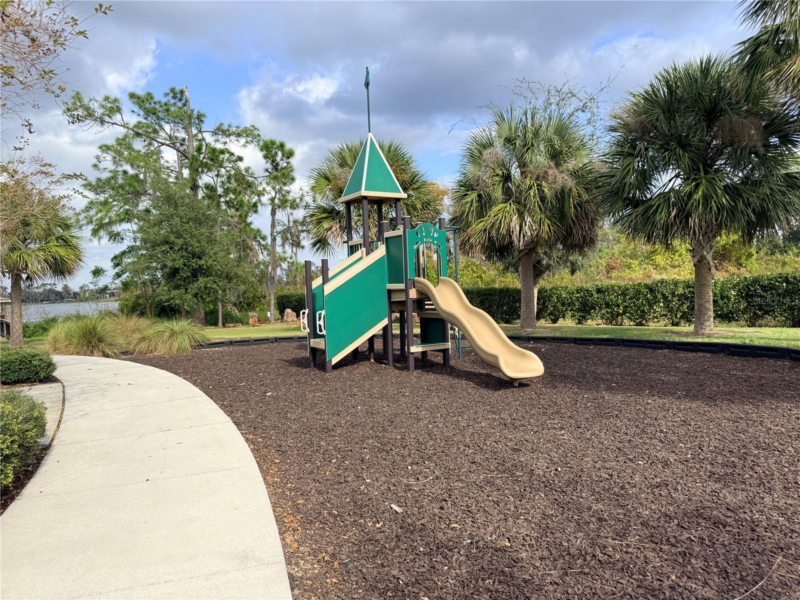 13106 ORANGE ISLE DR