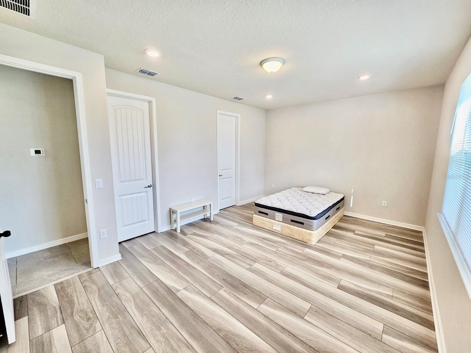 5066 SPARKLING WATER WAY