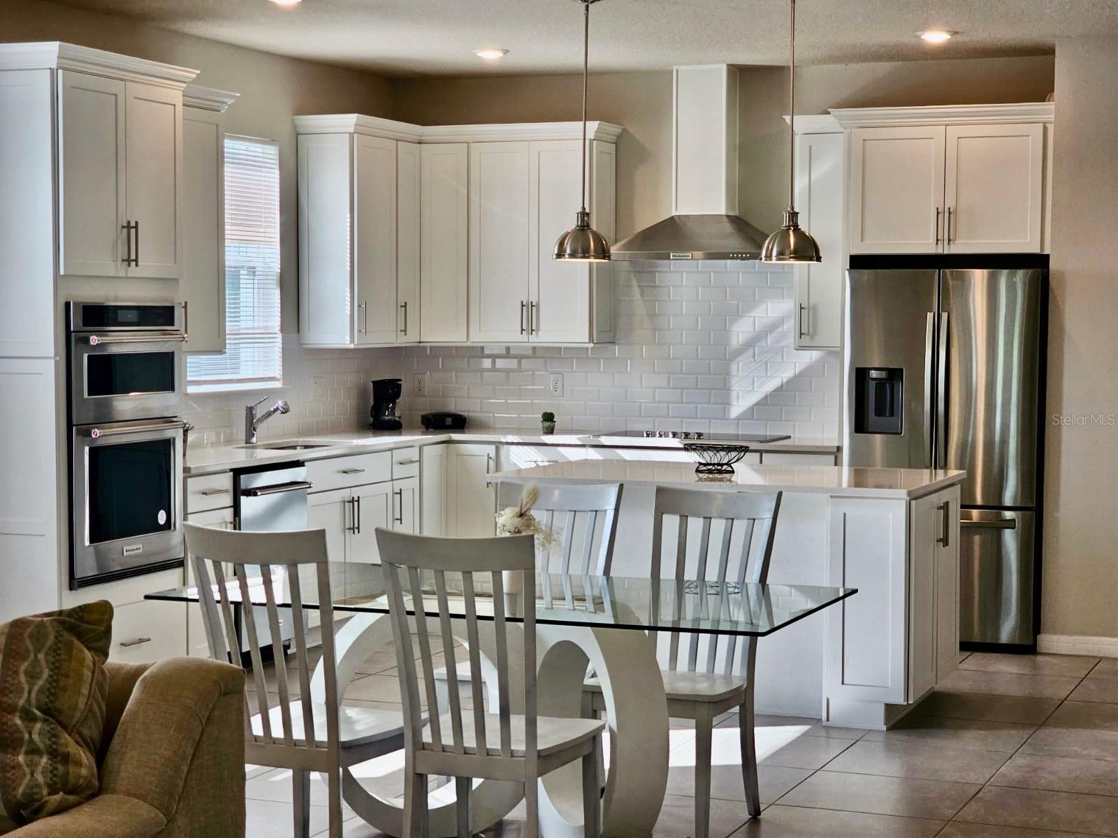 5066 SPARKLING WATER WAY