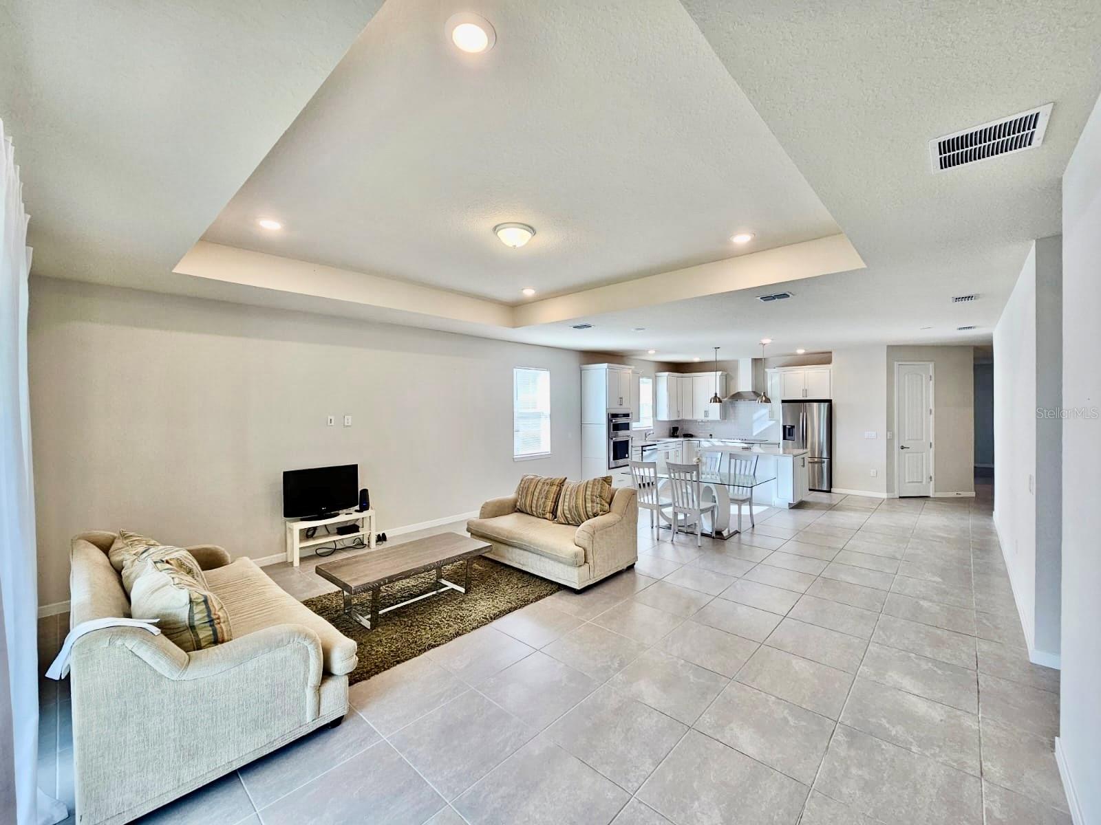 5066 SPARKLING WATER WAY