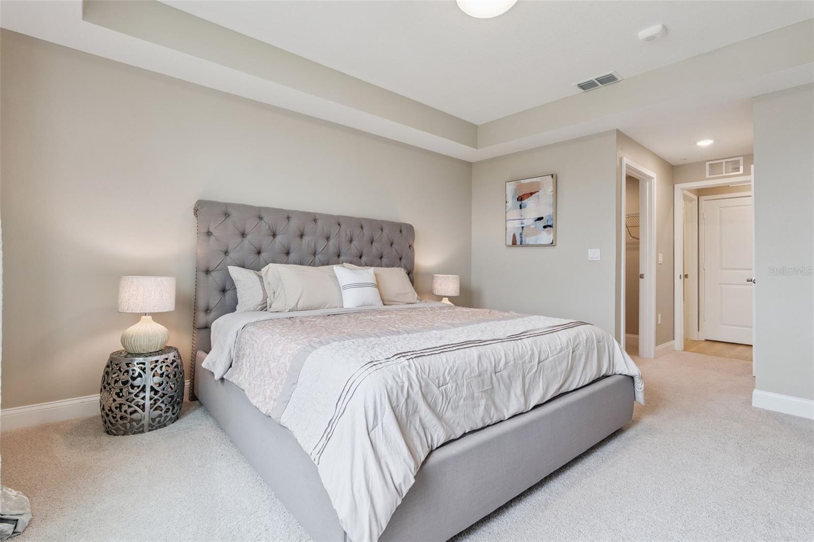 7565 LAUREATE BLVD #3304