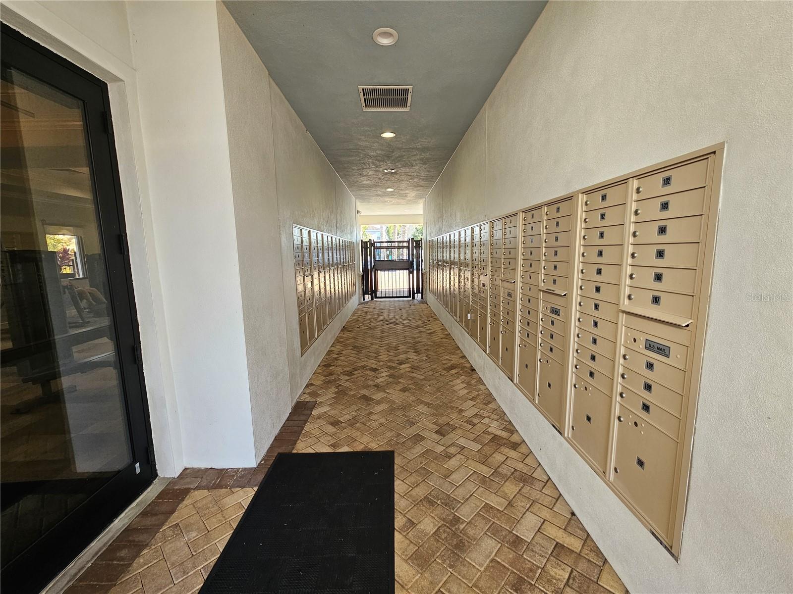 3059 BEAVER CREEK DR