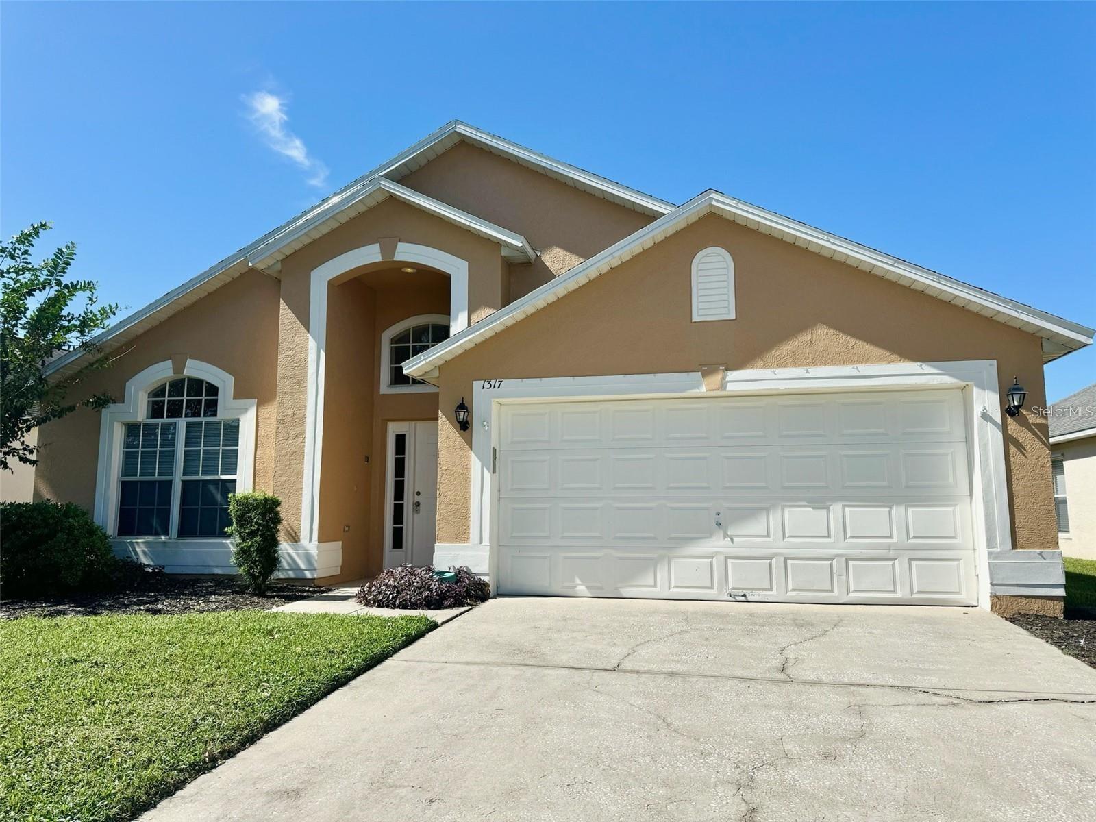 1317 CASTERTON CIR