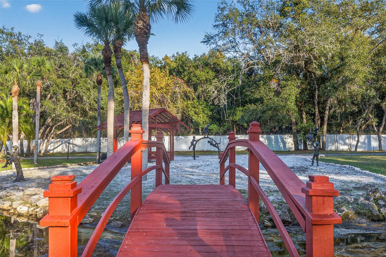 812 SWEETWATER CLUB BLVD