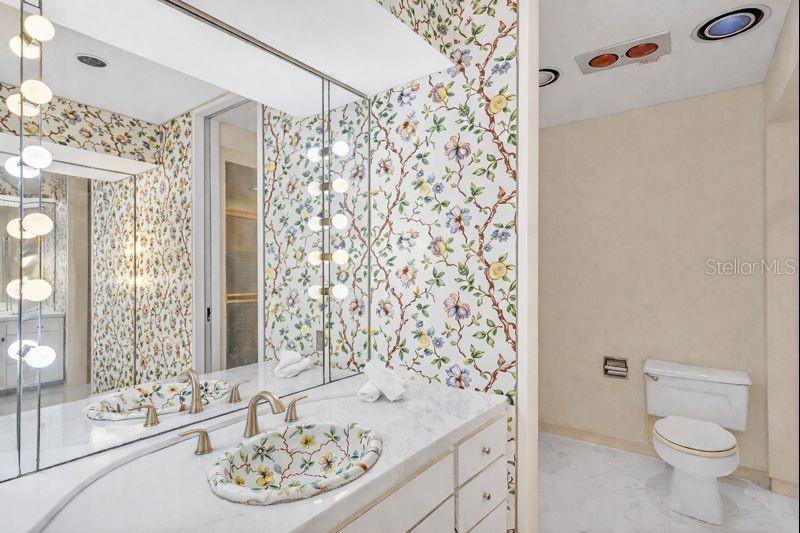 812 SWEETWATER CLUB BLVD