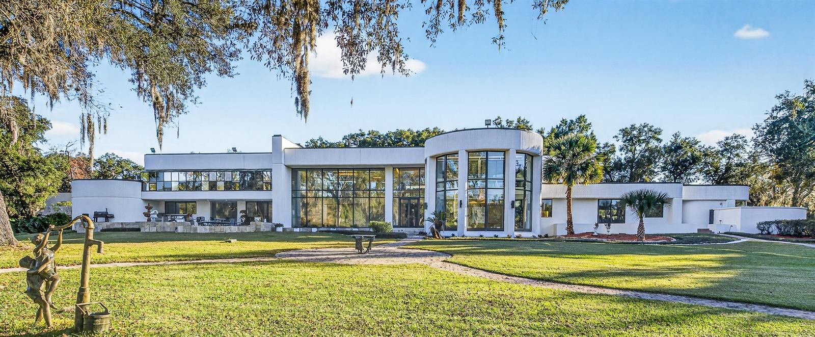 812 SWEETWATER CLUB BLVD