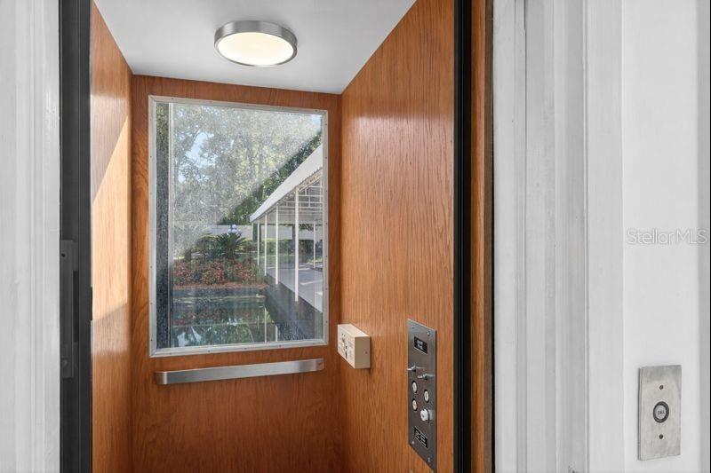 812 SWEETWATER CLUB BLVD