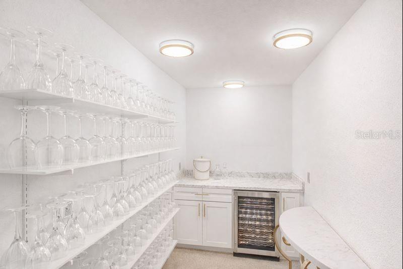 812 SWEETWATER CLUB BLVD