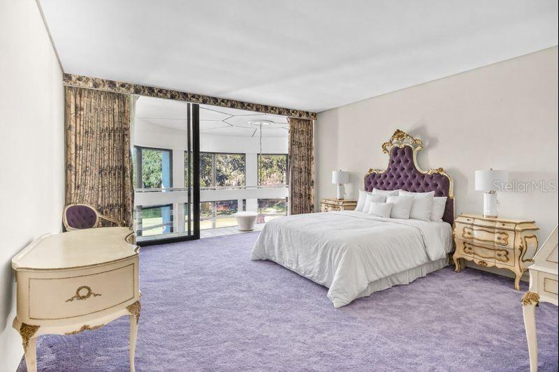 812 SWEETWATER CLUB BLVD