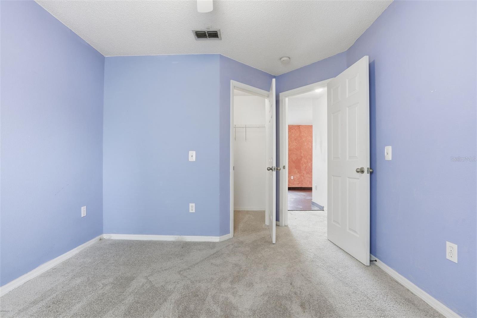 306 DANIELS POINTE DR