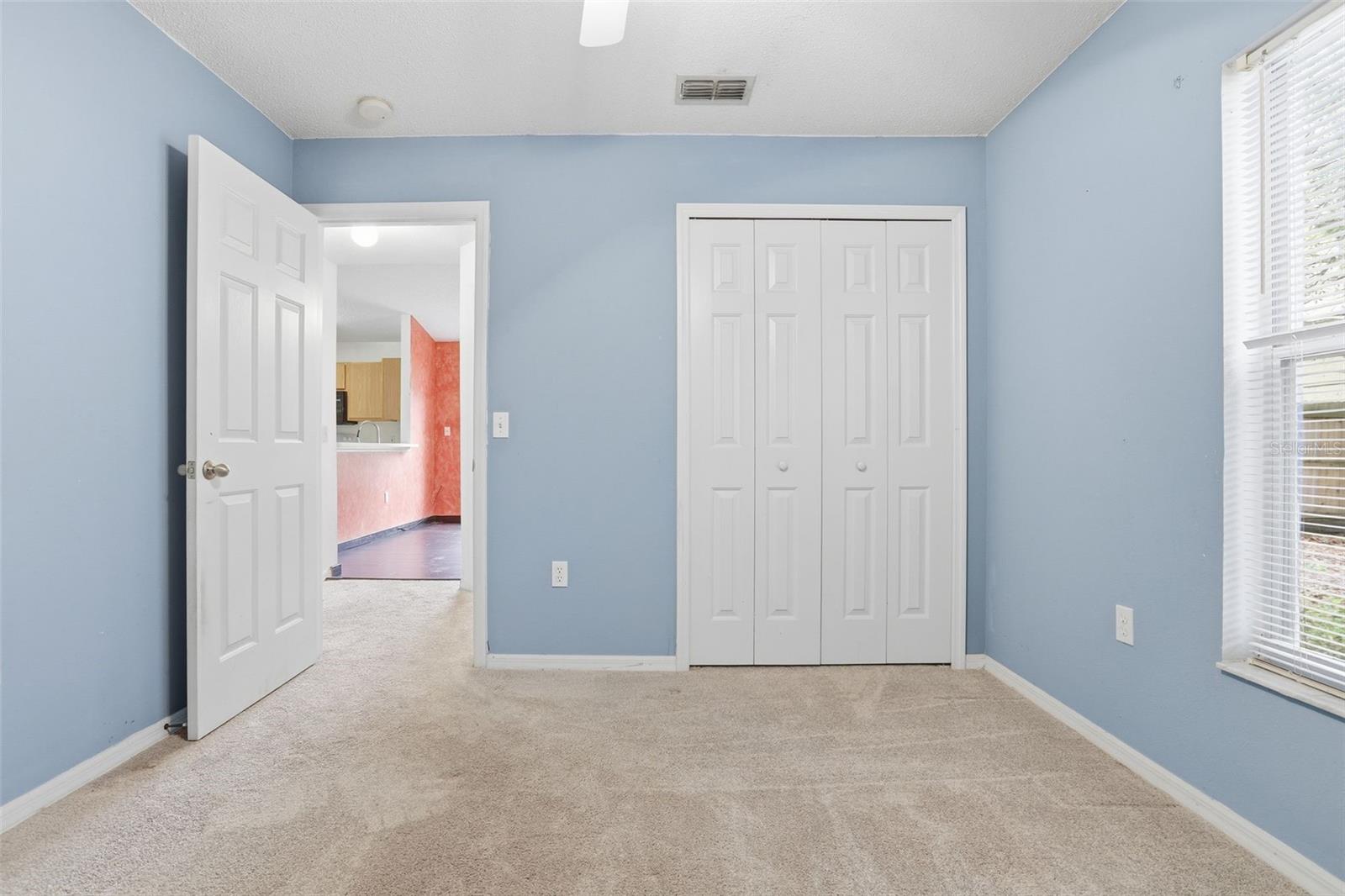 306 DANIELS POINTE DR