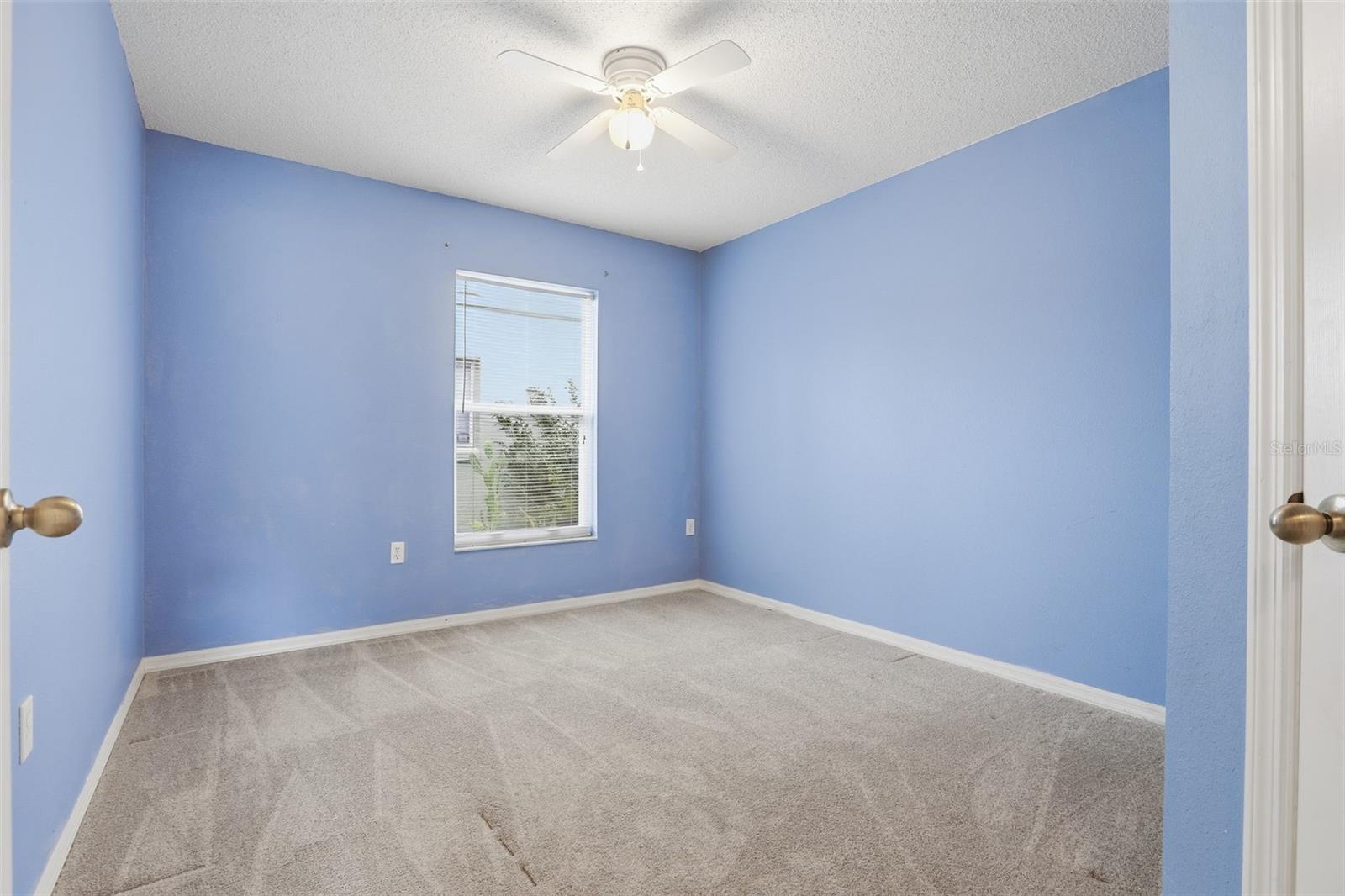 306 DANIELS POINTE DR