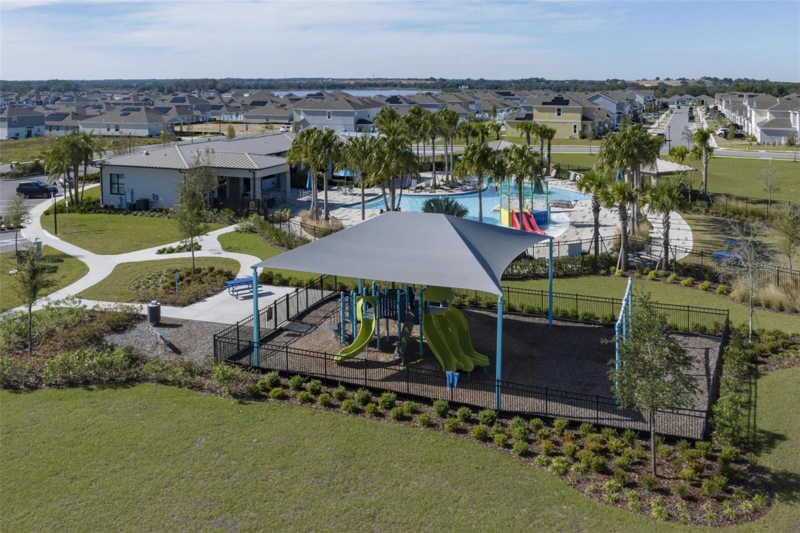 7028 ROLLING LEAF RD