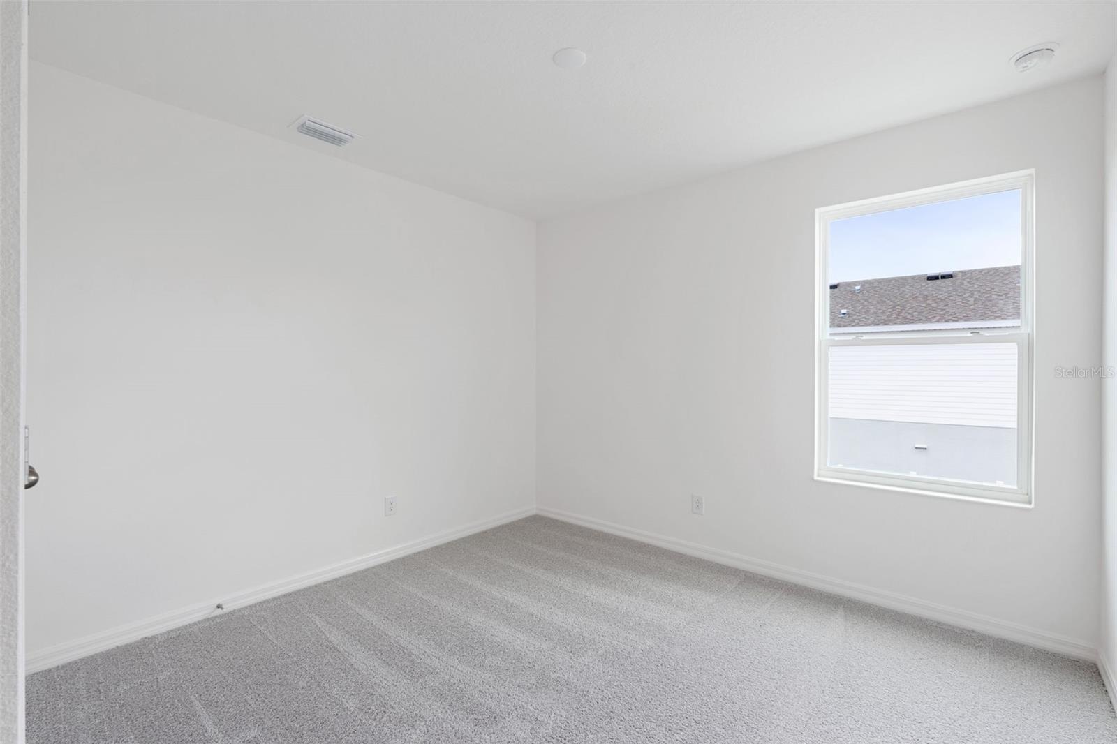 7028 ROLLING LEAF RD