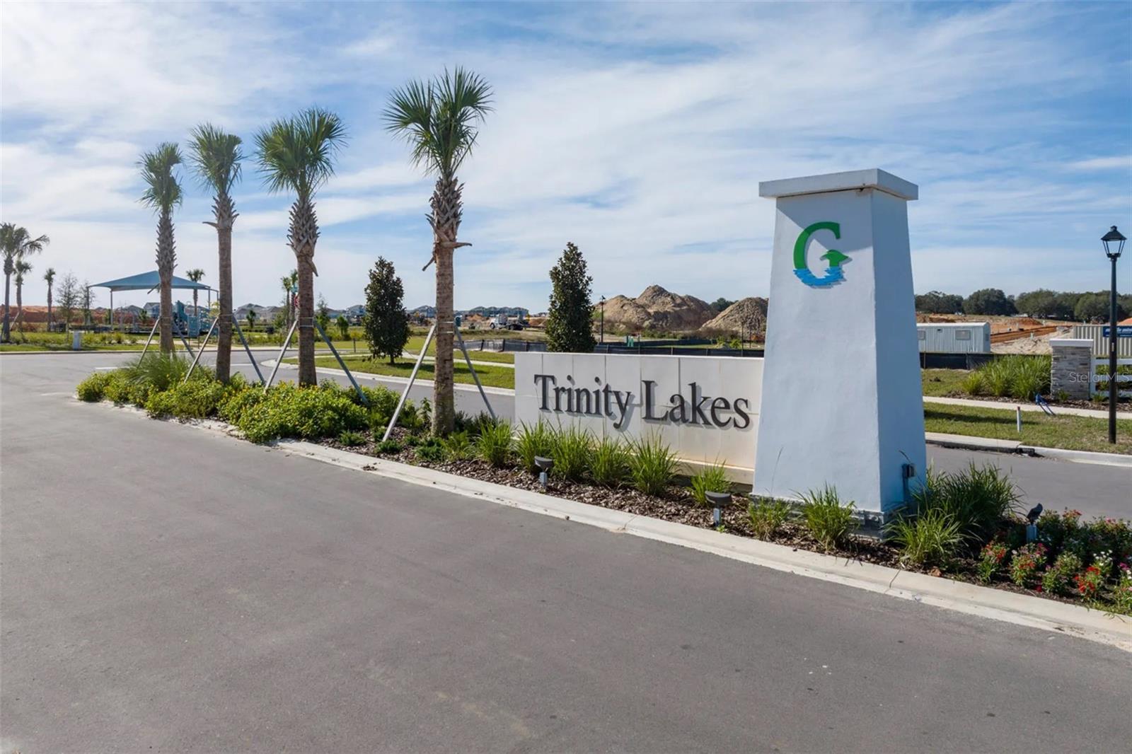 7028 ROLLING LEAF RD