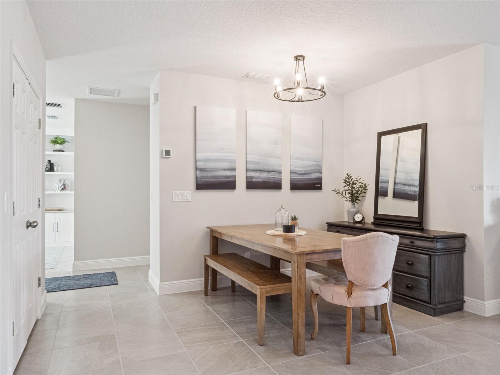 1040 GOLDEN DAWN LOOP