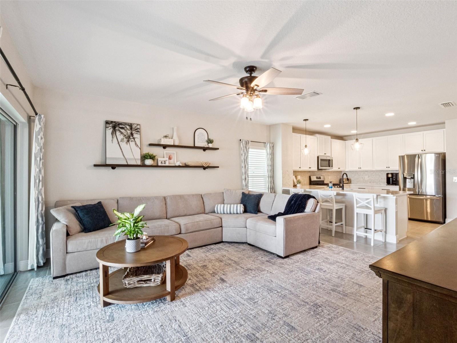 1040 GOLDEN DAWN LOOP