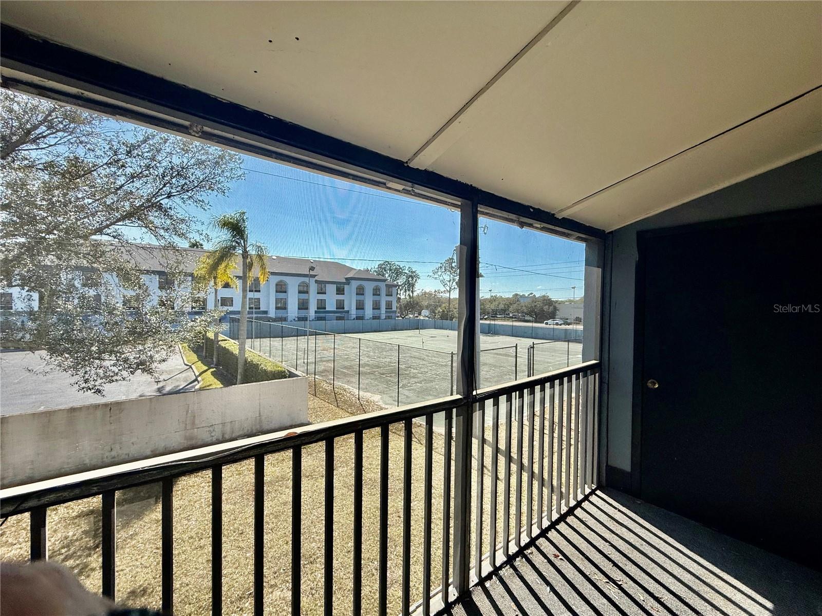 2507 N ALAFAYA TRL #12