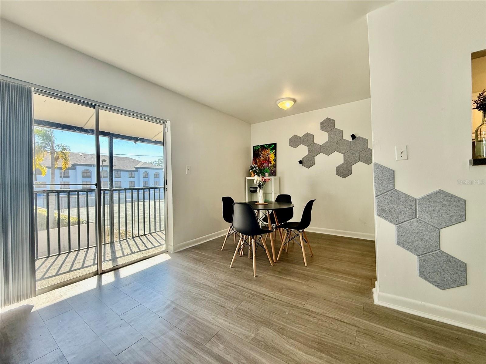 2507 N ALAFAYA TRL #12