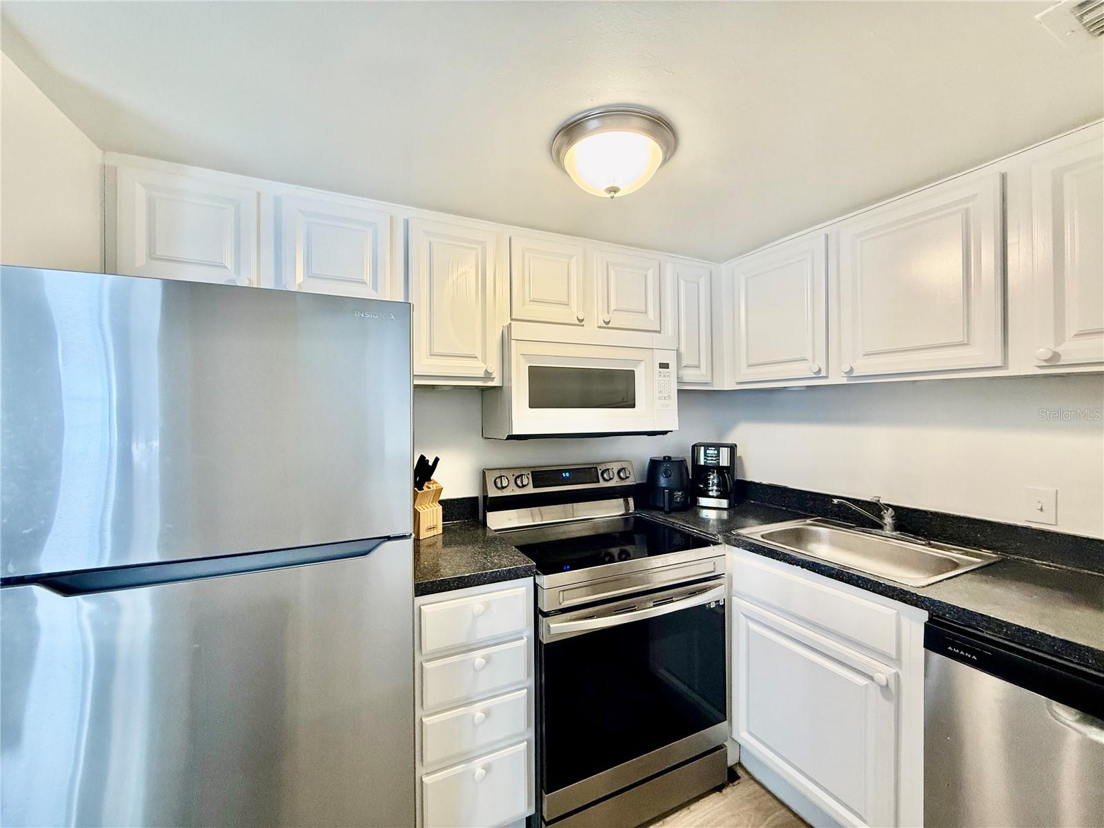 2507 N ALAFAYA TRL #12