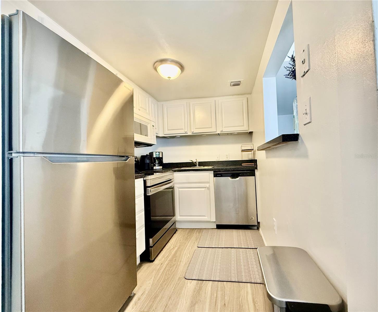 2507 N ALAFAYA TRL #12