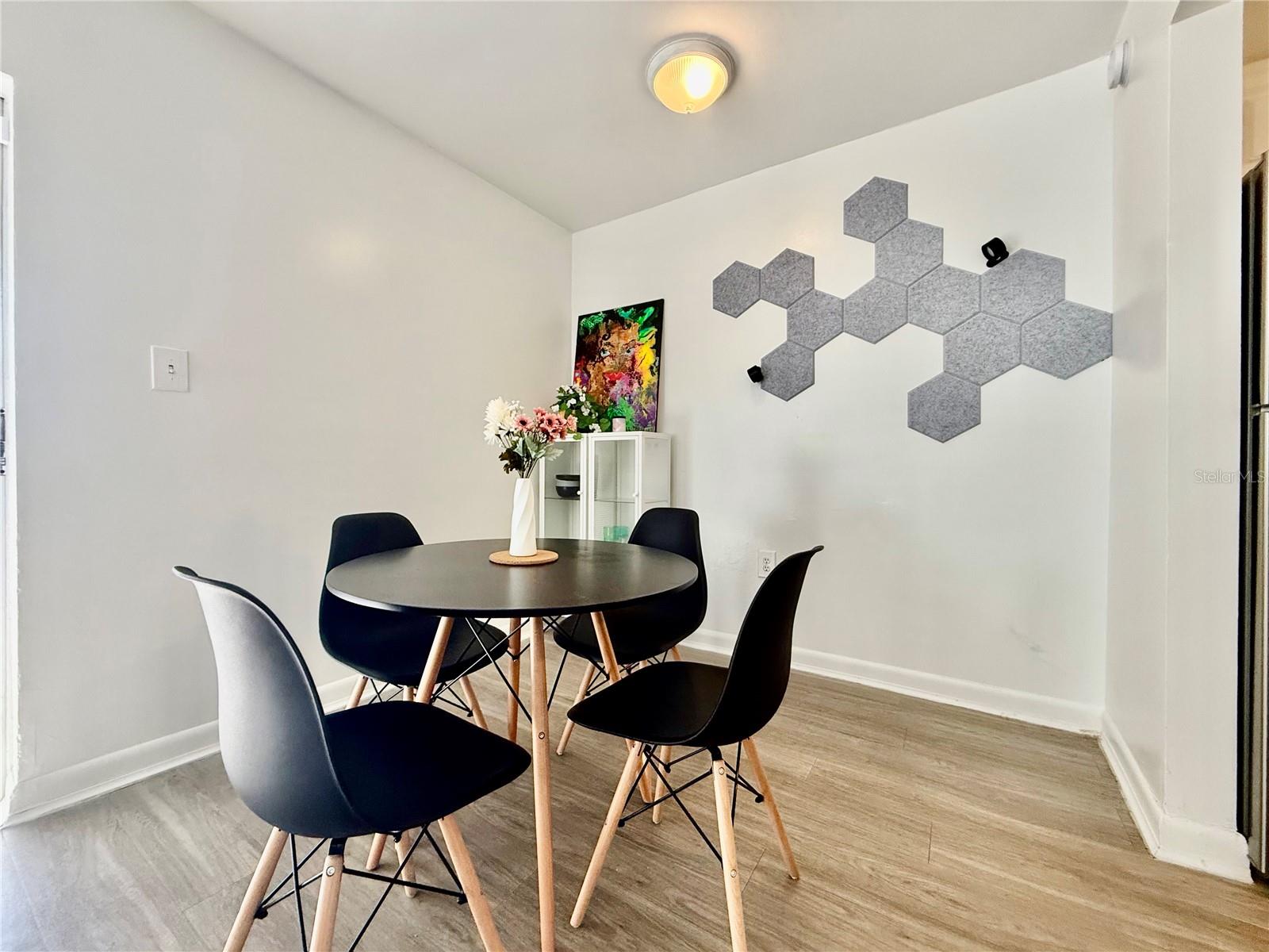 2507 N ALAFAYA TRL #12