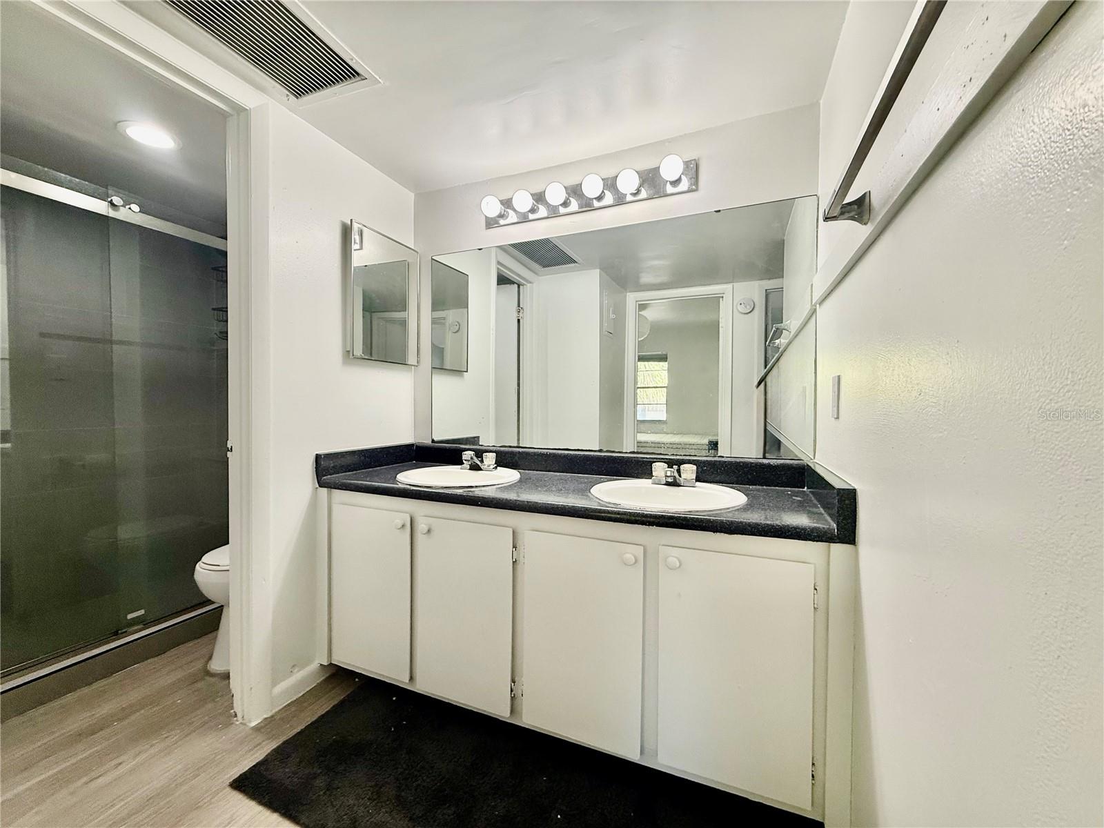 2507 N ALAFAYA TRL #12