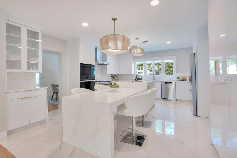 1651 WESTCHESTER AVE