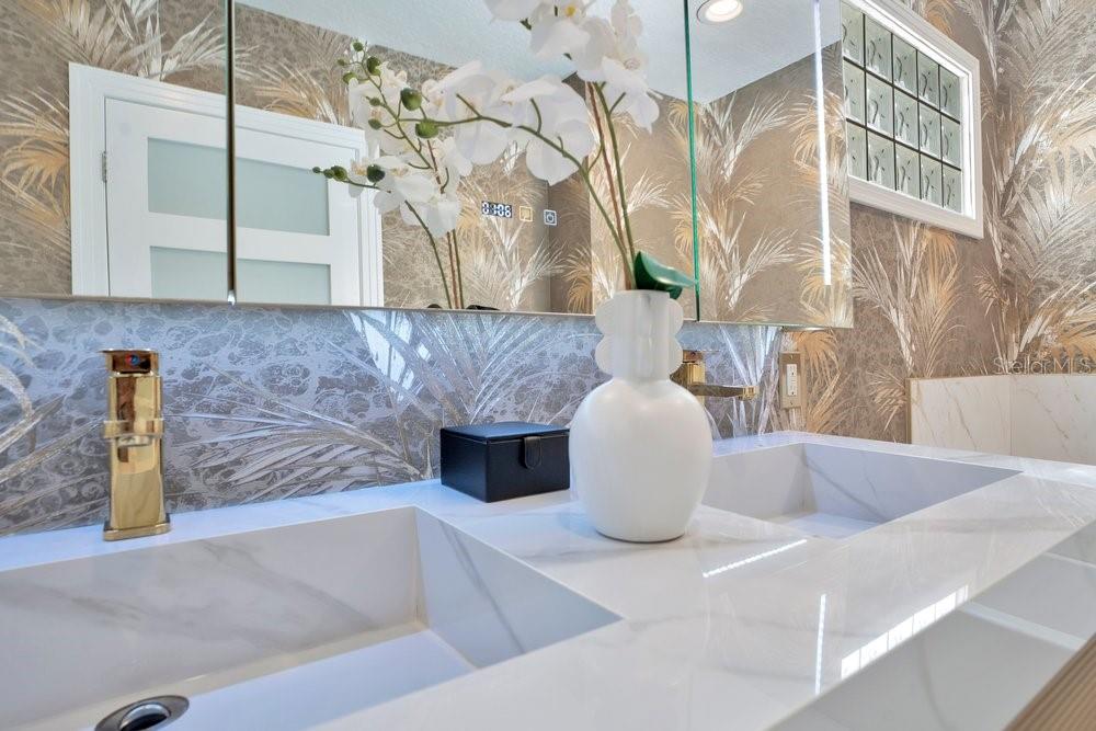 1651 WESTCHESTER AVE