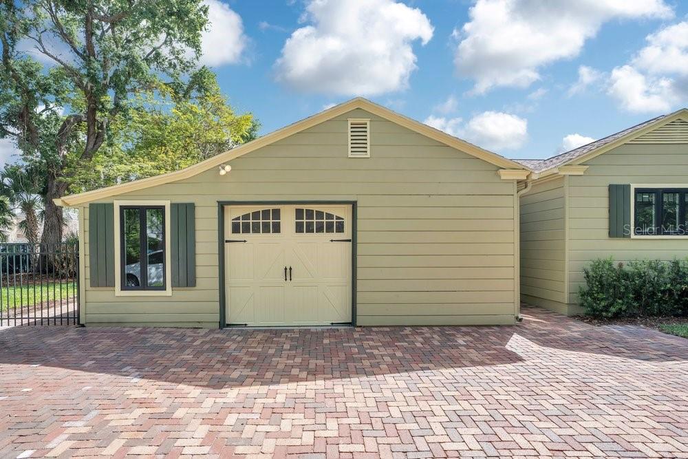 1651 WESTCHESTER AVE