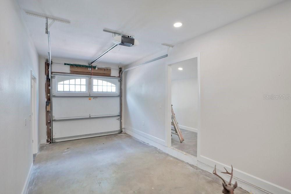 1651 WESTCHESTER AVE