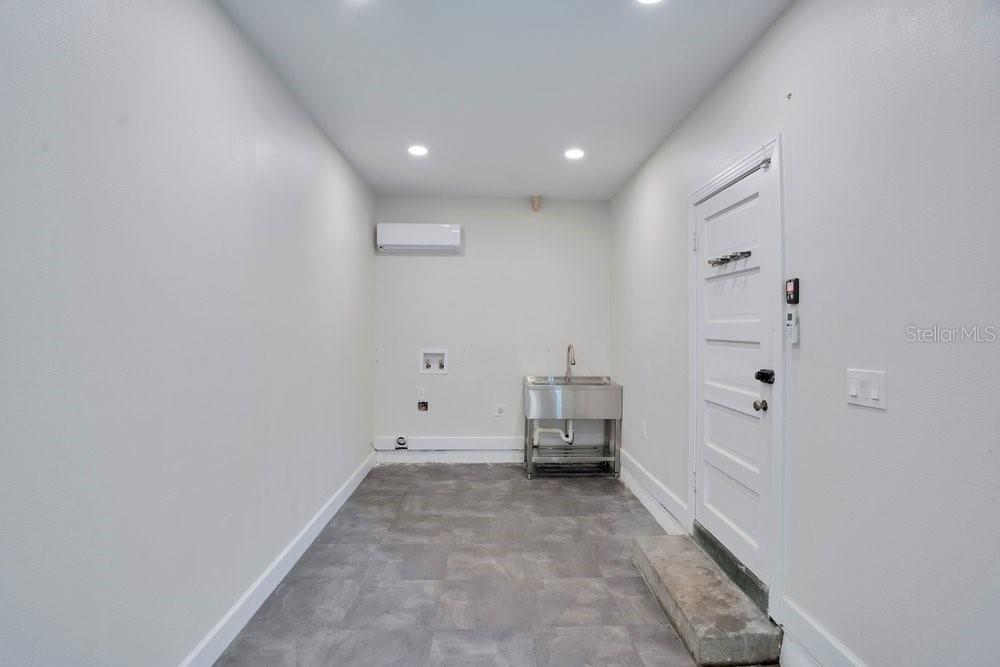 1651 WESTCHESTER AVE