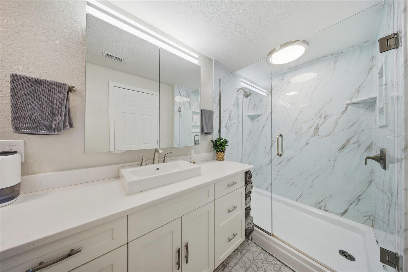 3702 PALM DESERT LN #5421