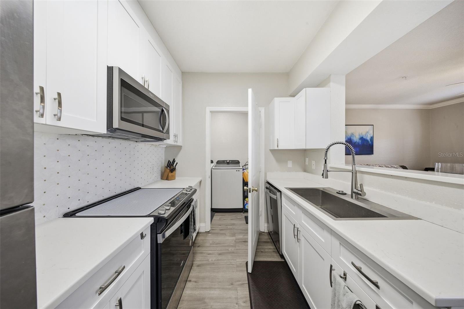 3702 PALM DESERT LN #5421