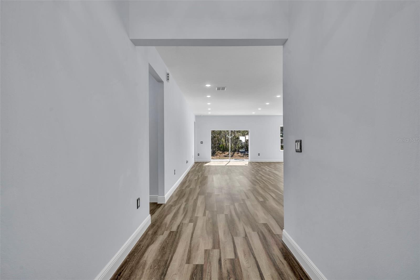 256 HIBISCUS LN