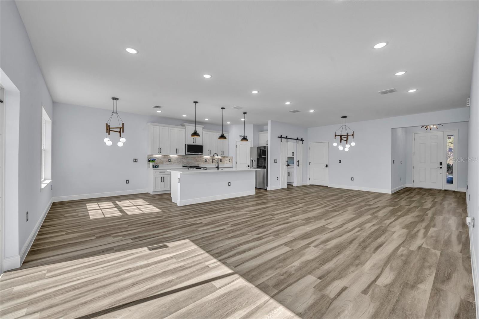 256 HIBISCUS LN