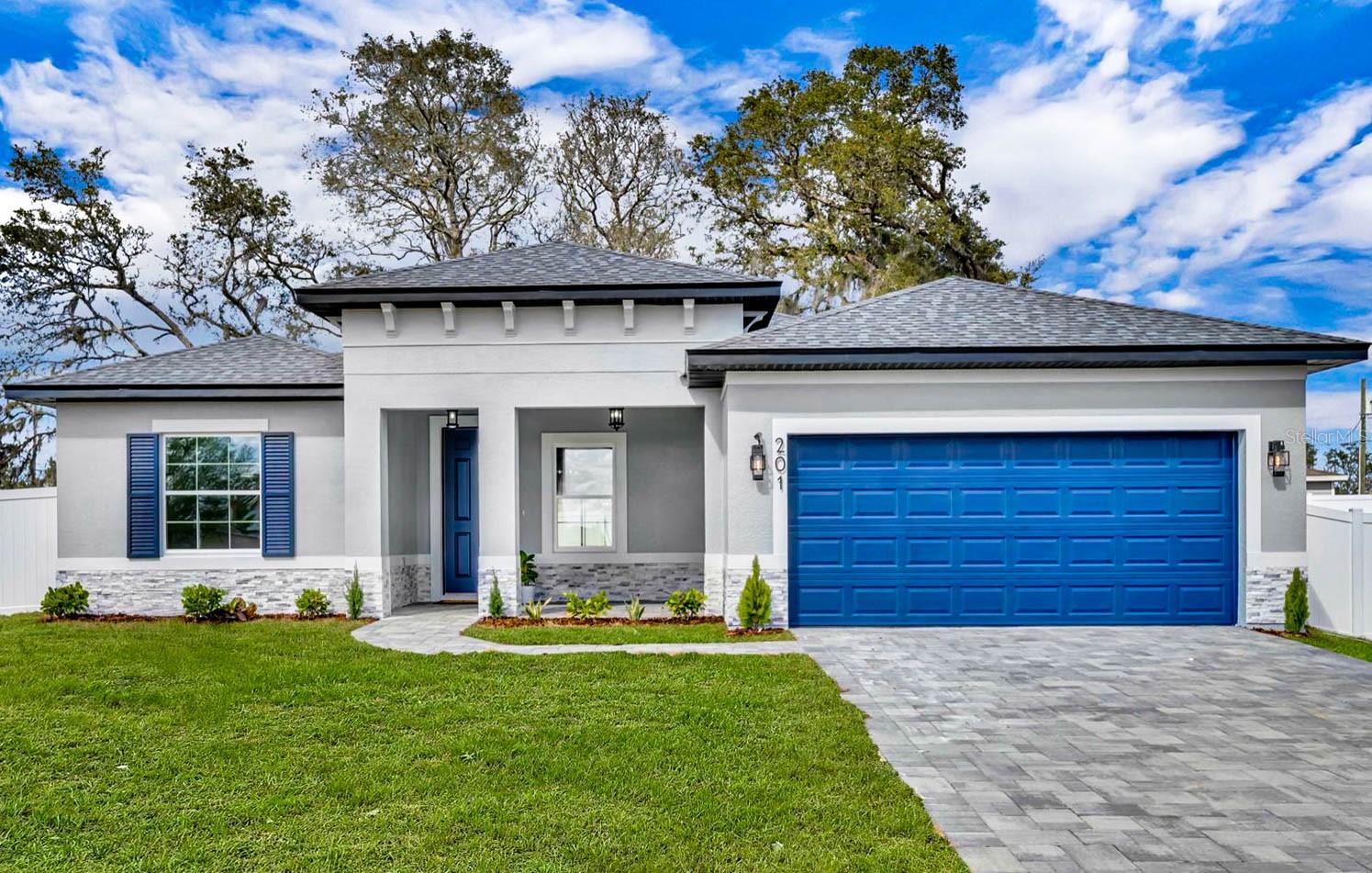 201 BEGONIA LN