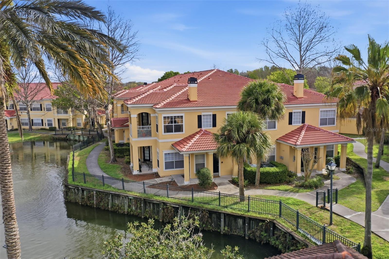 2422 WHITE MAGNOLIA WAY #2422