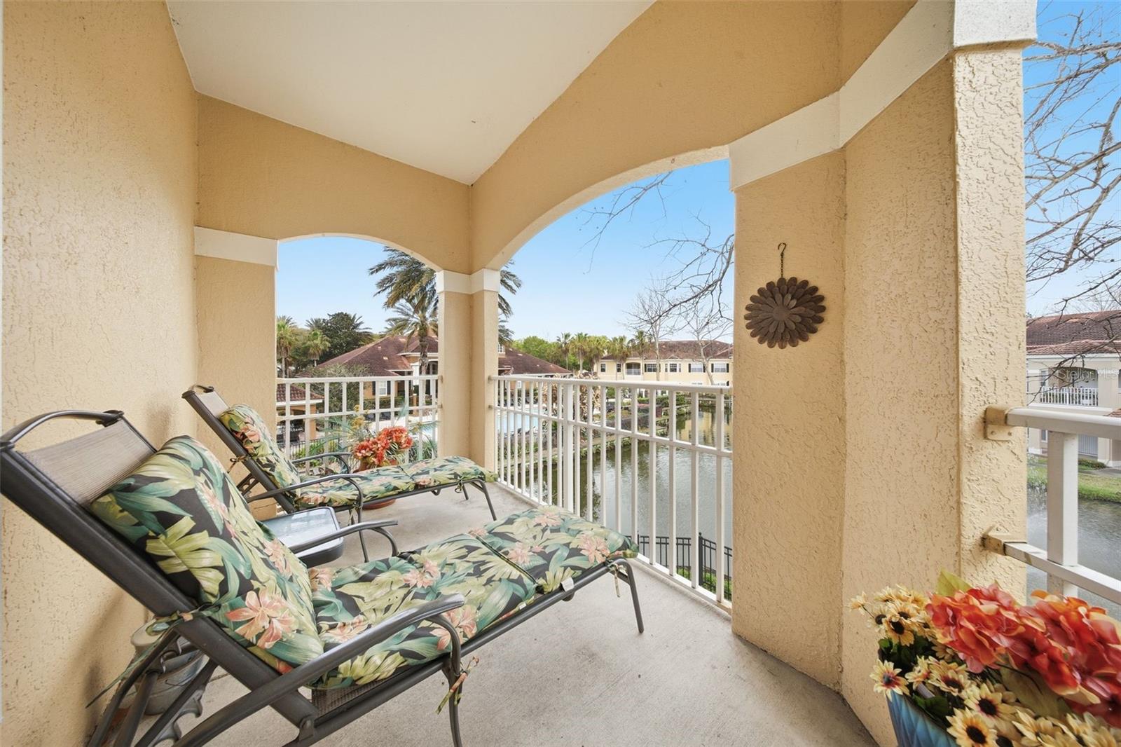 2422 WHITE MAGNOLIA WAY #2422