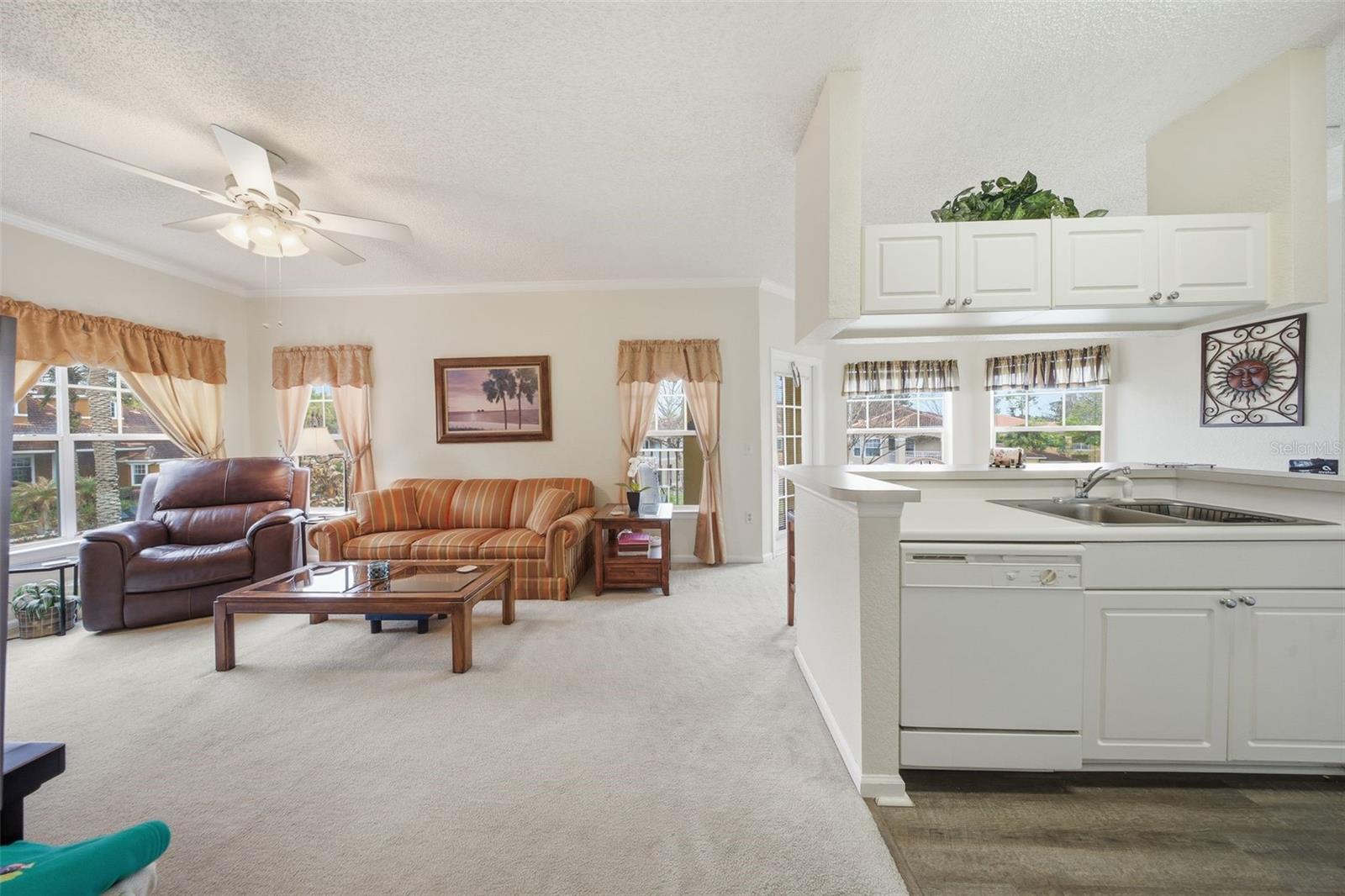 2422 WHITE MAGNOLIA WAY #2422