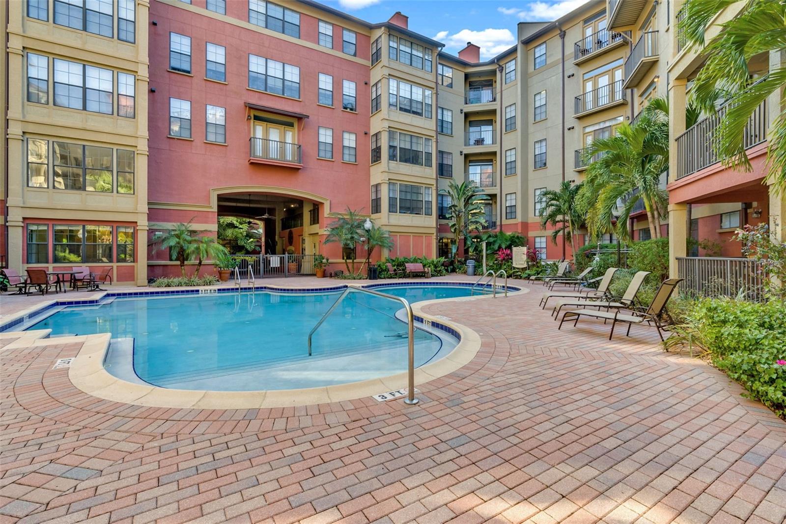 911 N ORANGE AVE #509