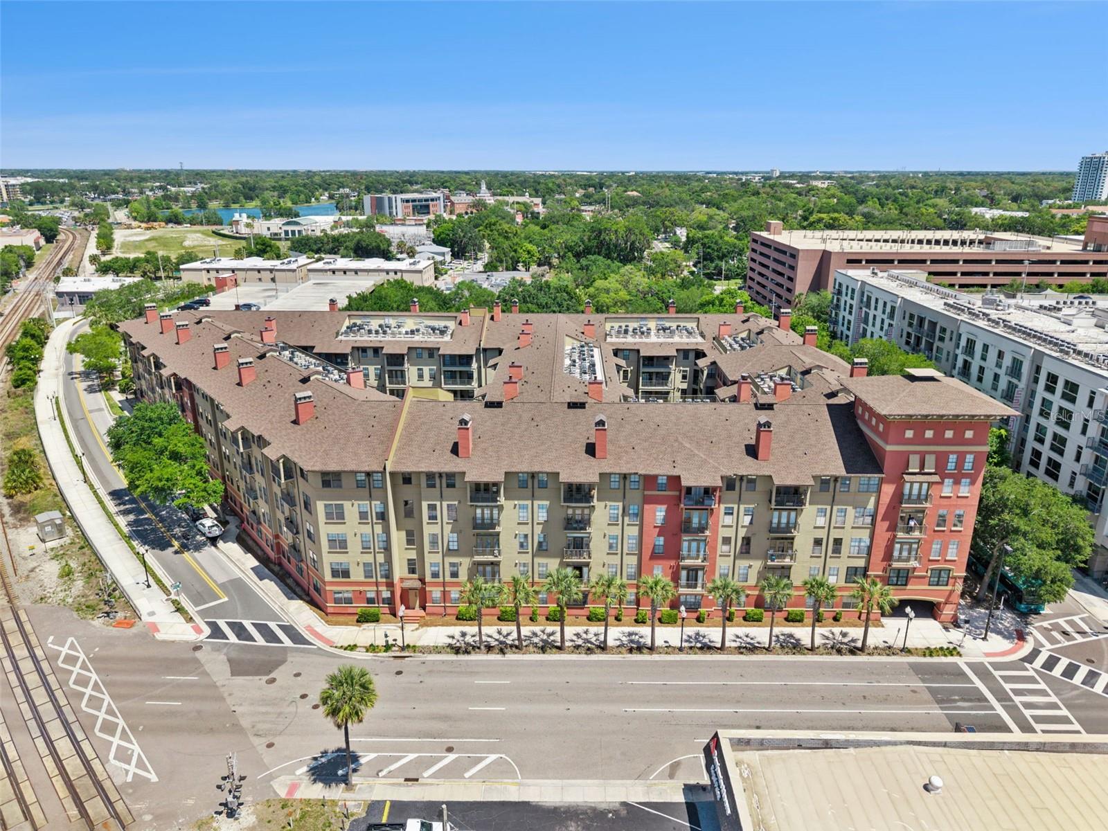 911 N ORANGE AVE #509
