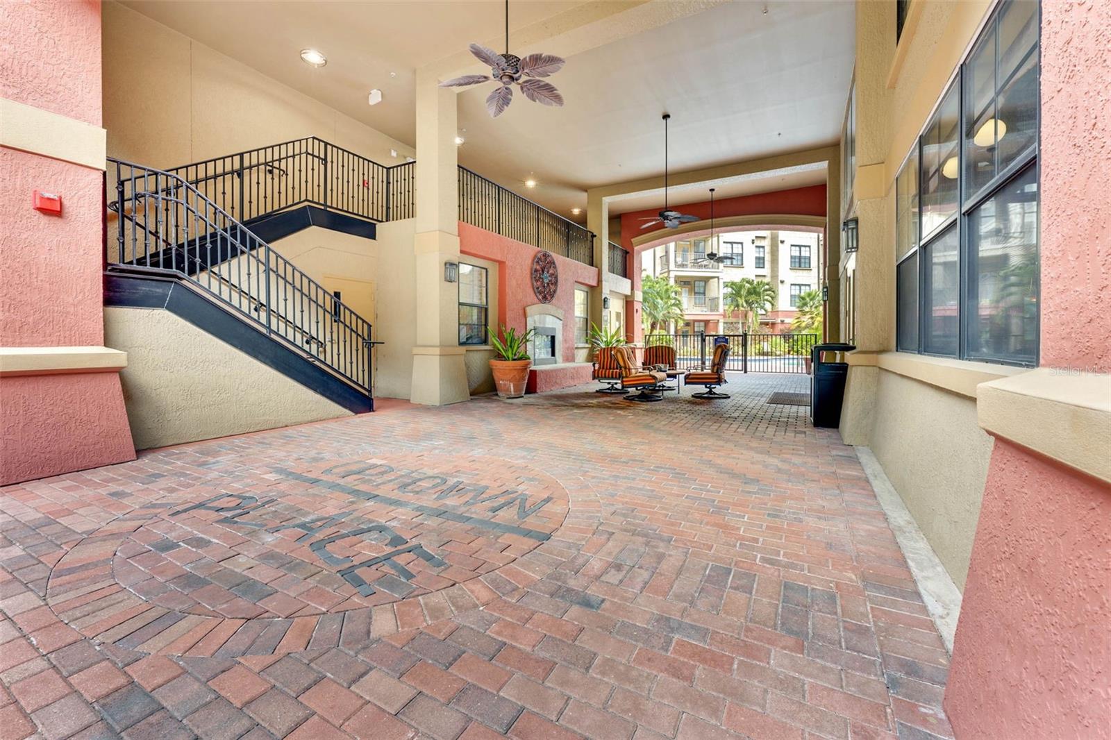 911 N ORANGE AVE #509