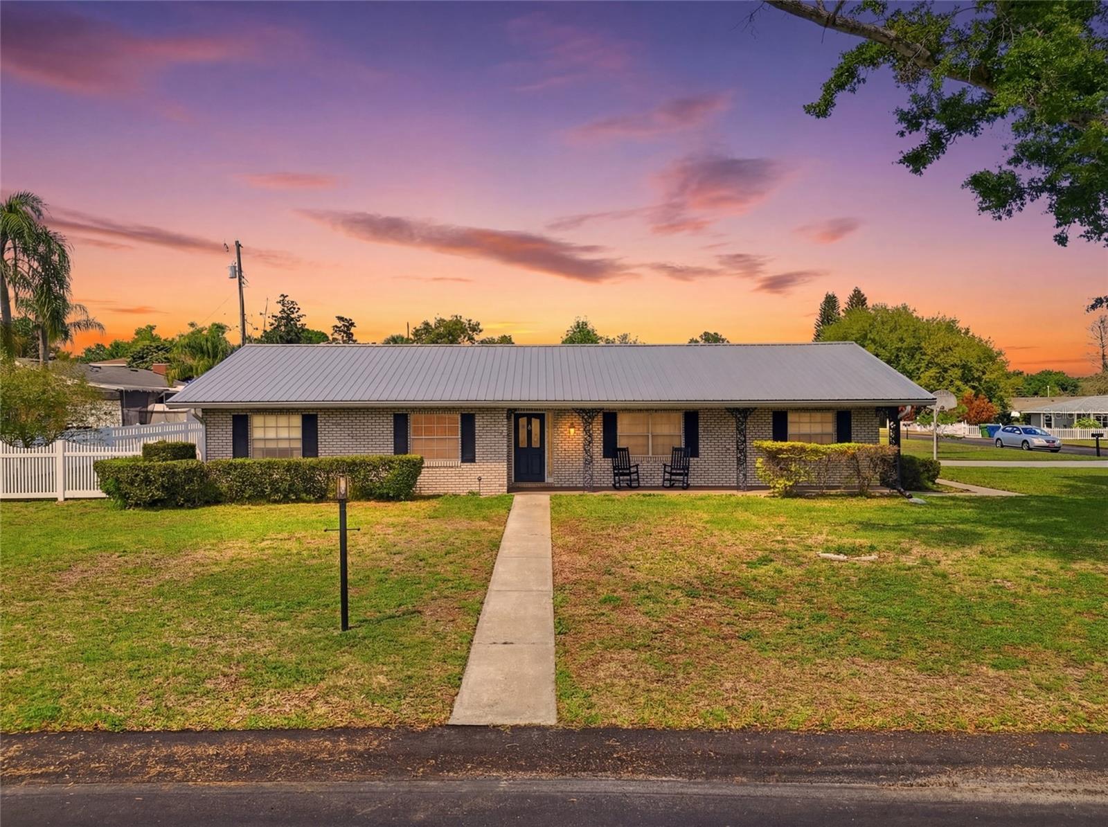 22 LAKE LINK DR SE