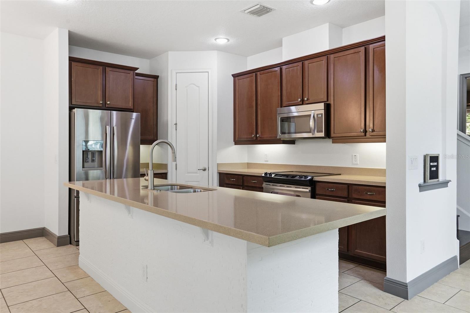 8601 VIA TAVOLERIA WAY