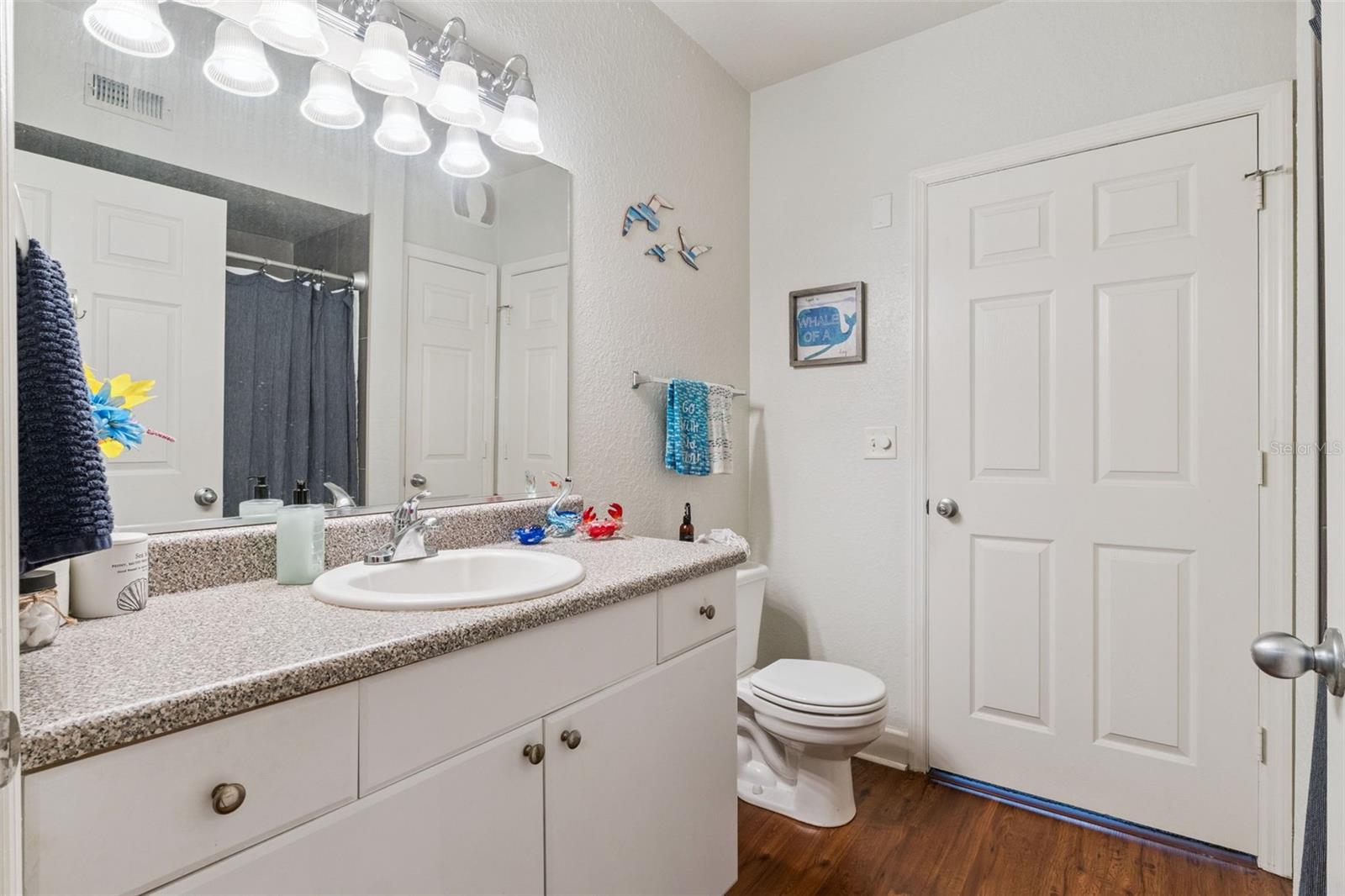 202 E SOUTH ST #2039