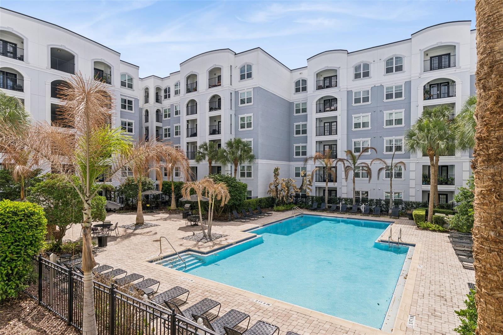 202 E SOUTH ST #2039